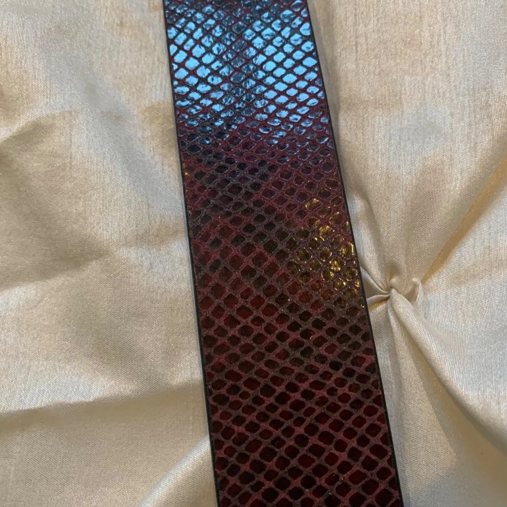 Michael Kors Burgundy Leather Snakeprint Belt sz M